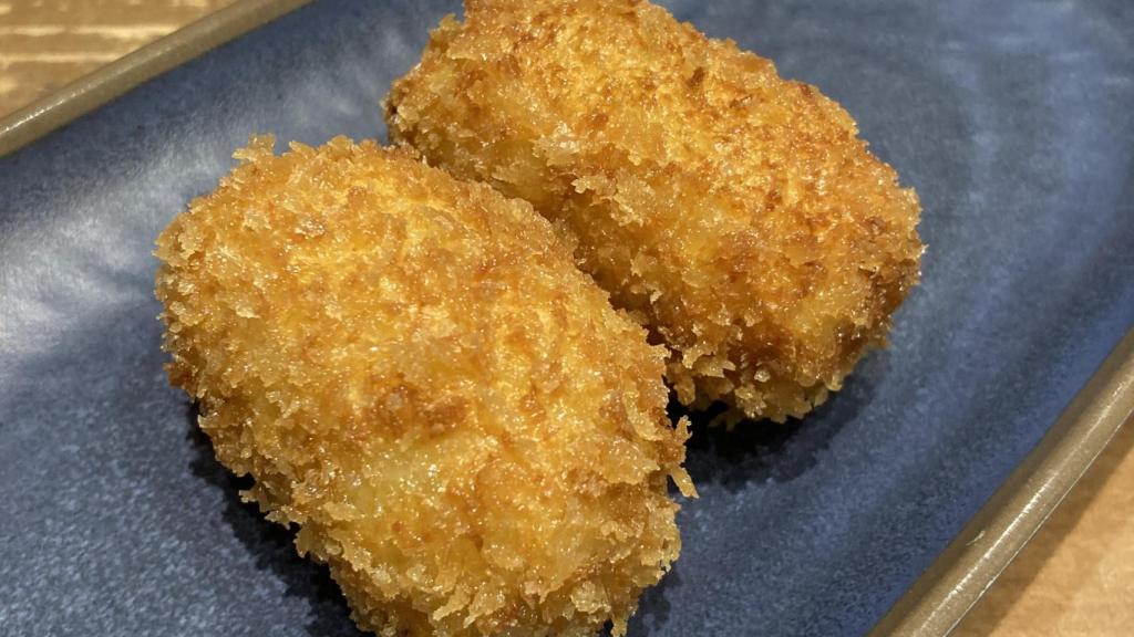 Croqueta cremosa de cecina y queso del país de El Corralón