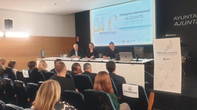 El Congreso Internacional Alicante: destino de Teletrabajo y Nómadas Digitales.