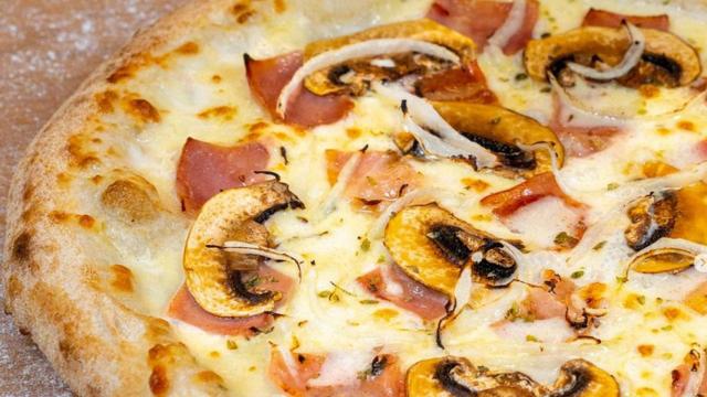 Una de las increíbles pizzas del Topepizza