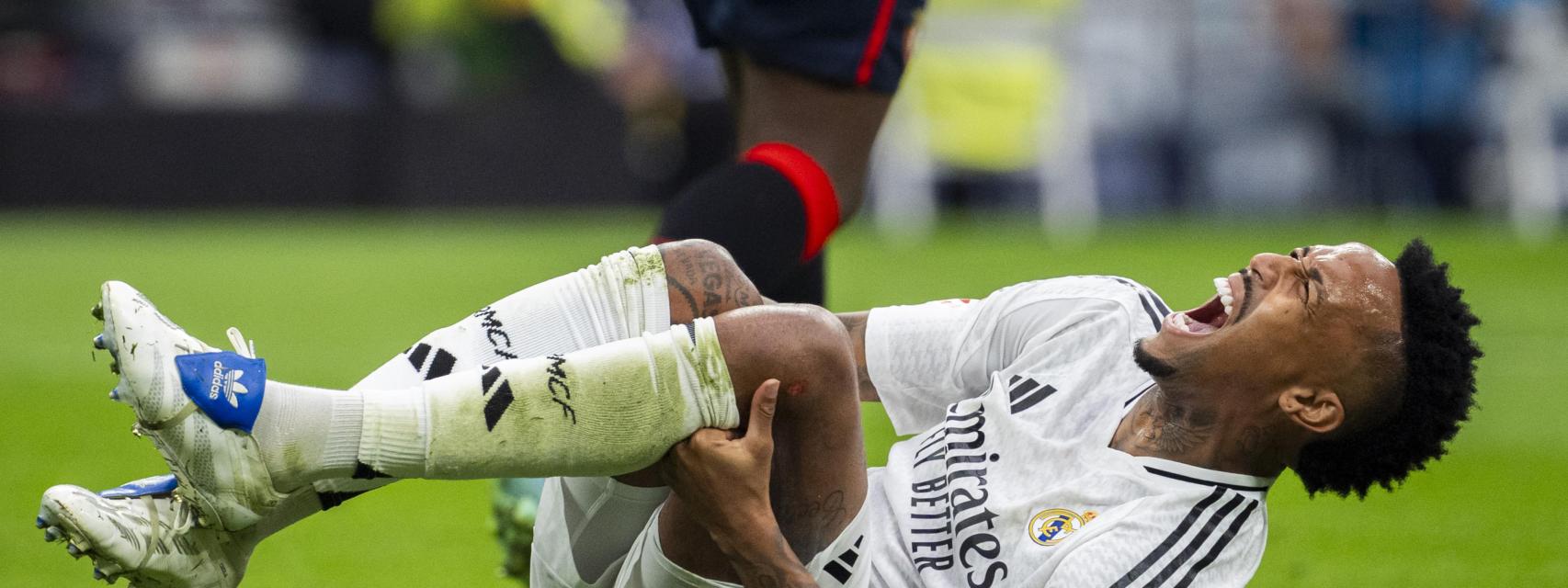 Éder Militao, tras romperse por segunda vez el ligamento cruzado