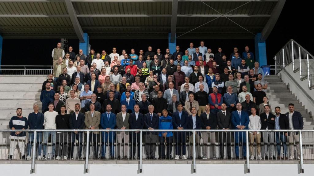 Representantes de los equipos malagueños en la Ciudad Deportiva del Málaga.