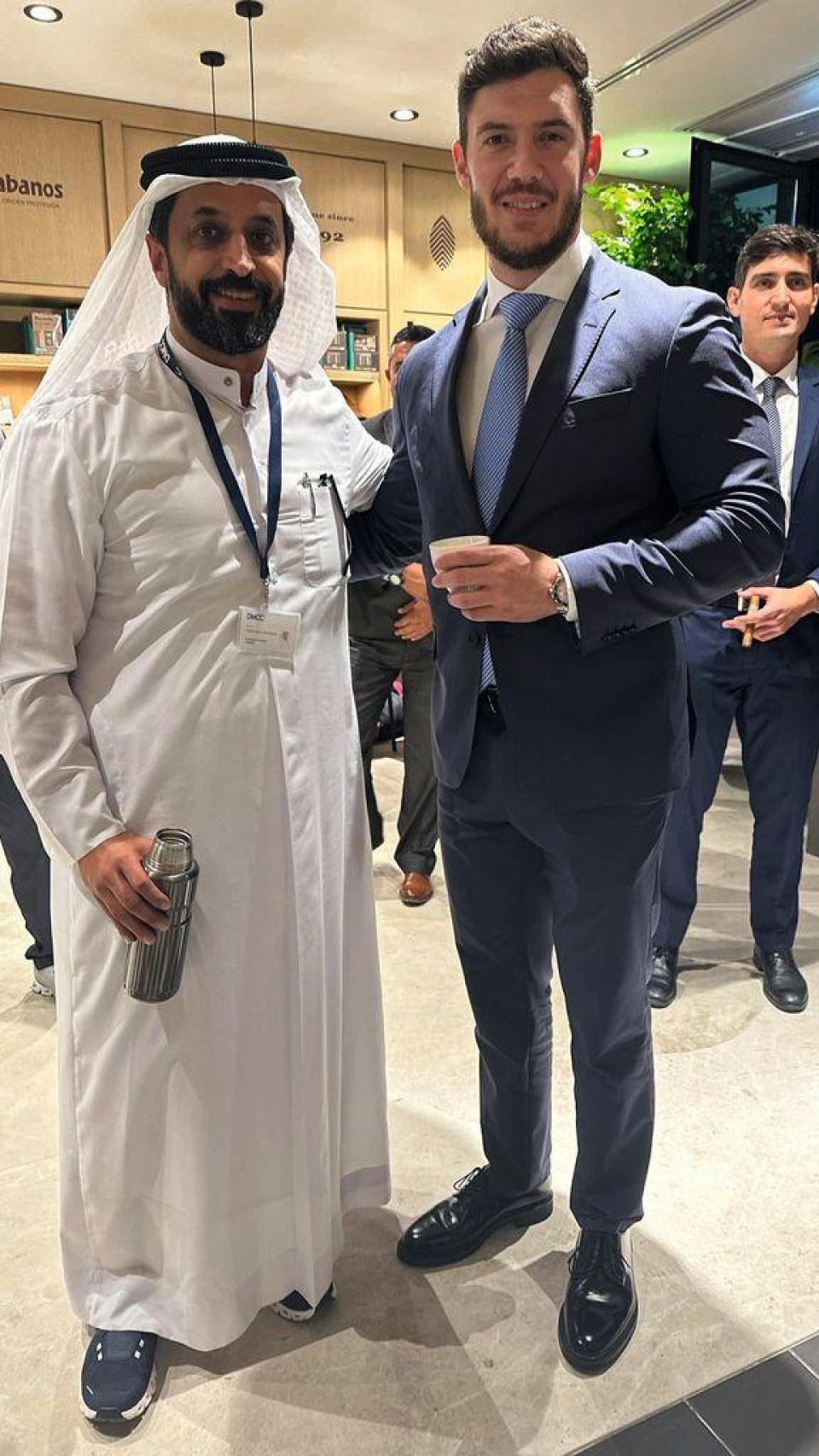 Manuel Anido Cuesta durante una visita a Emiratos Árabes.