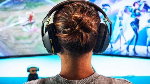 PcComponentes tienen las mejores ofertas del Black Friday en sonido: estos auriculares gaming Logitech por menos de 60€