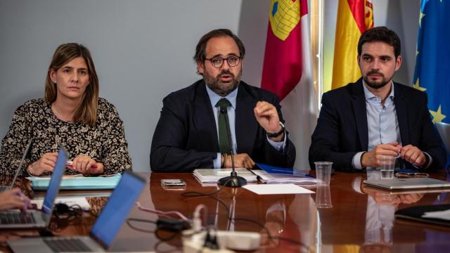 Paco Núñez durante la reunión con el Grupo Parlamentario Popular.