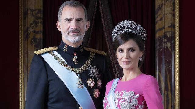 Los reyes de España, Felipe VI y Letizia, en el último retrato oficial, publicado en febrero de 2020.