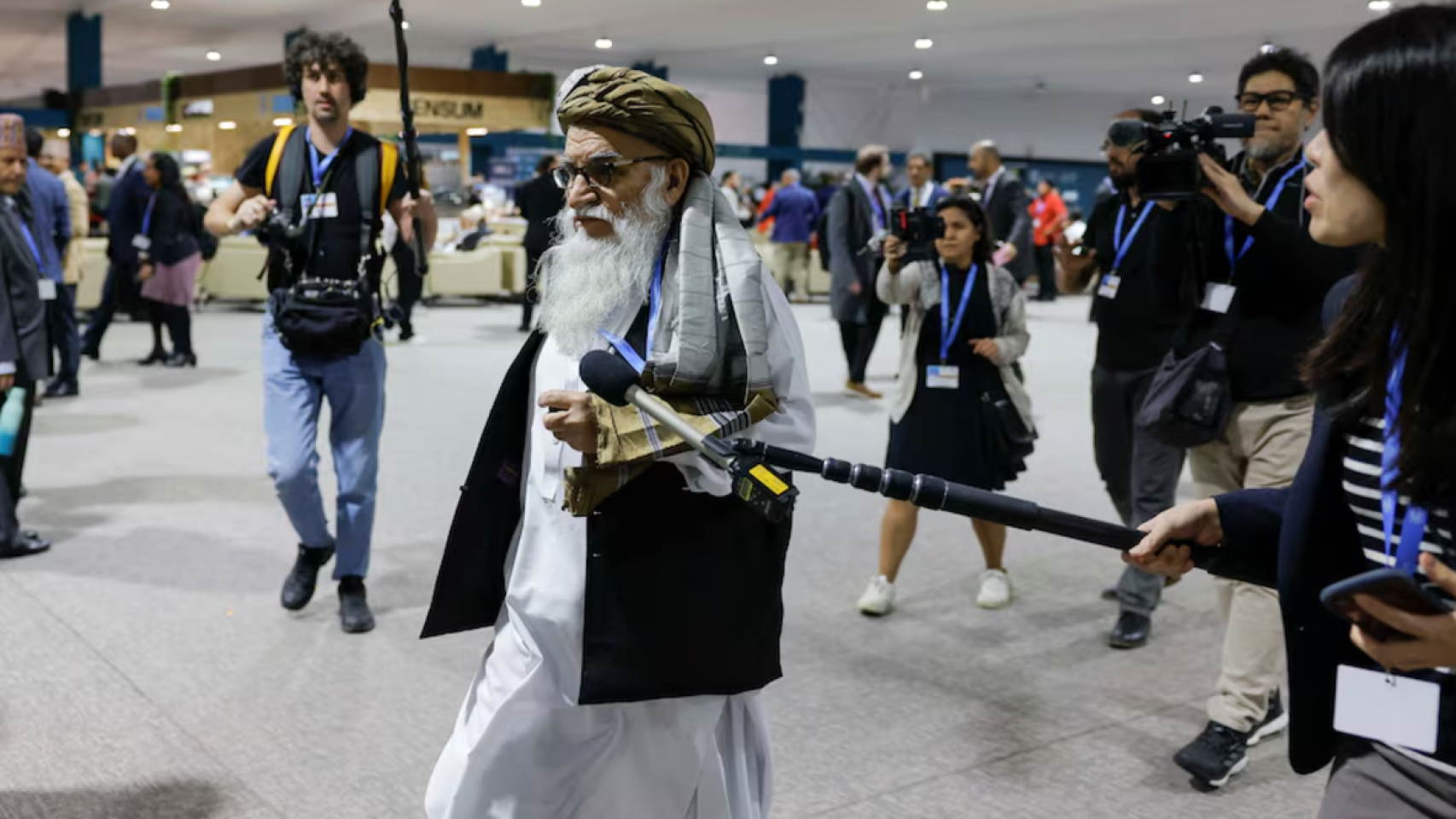 Matiul Haq Khalis, delegado talibán en la COP29.