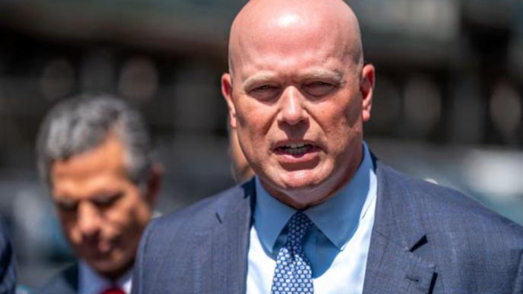 Trump elige como embajador ante la OTAN al exfiscal Matthew Whitaker.