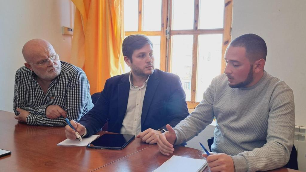 Un momento de la reunión en el Ayuntamiento de Letur.