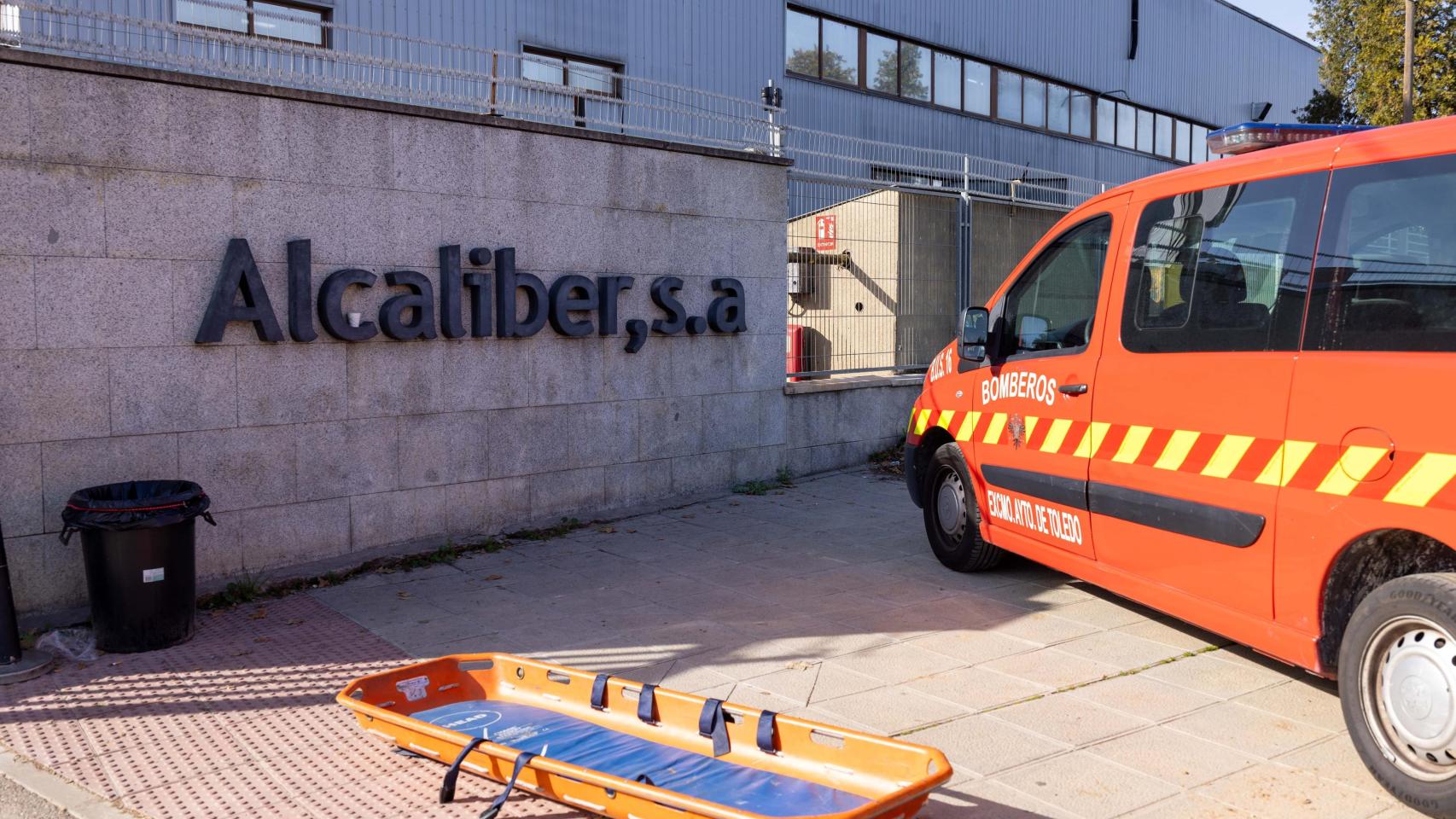 El siniestro en el laborario farmacéutico de Alcaliber se debió a una explosión de un tanque de heptano.