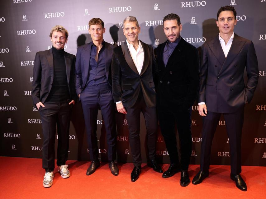 Antoine Griezmann, Marcos Llorente, Paco Roncero, Miguel Ángel Silvestre y Álex González en Rhudo.