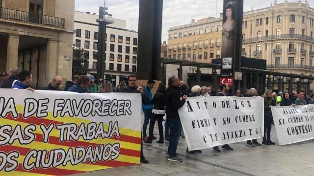 Los conductores de Avanza, en una imagen de archivo protestando en la plaza del Pilar de Zaragoza.