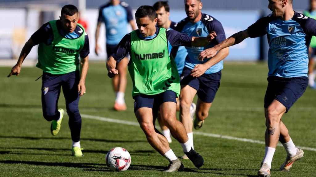 Luca Sangalli en un entrenamiento con el Málaga CF