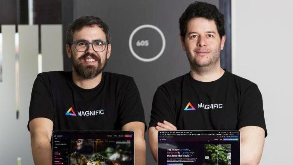 Una imagen de archivo del equipo de Magnific: Emilio Nicolás (i) y Javi López (d).