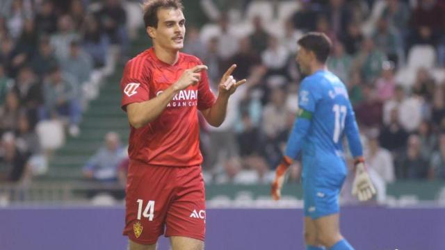 Francho Serrano adelantó al Real Zaragoza en el minuto 16