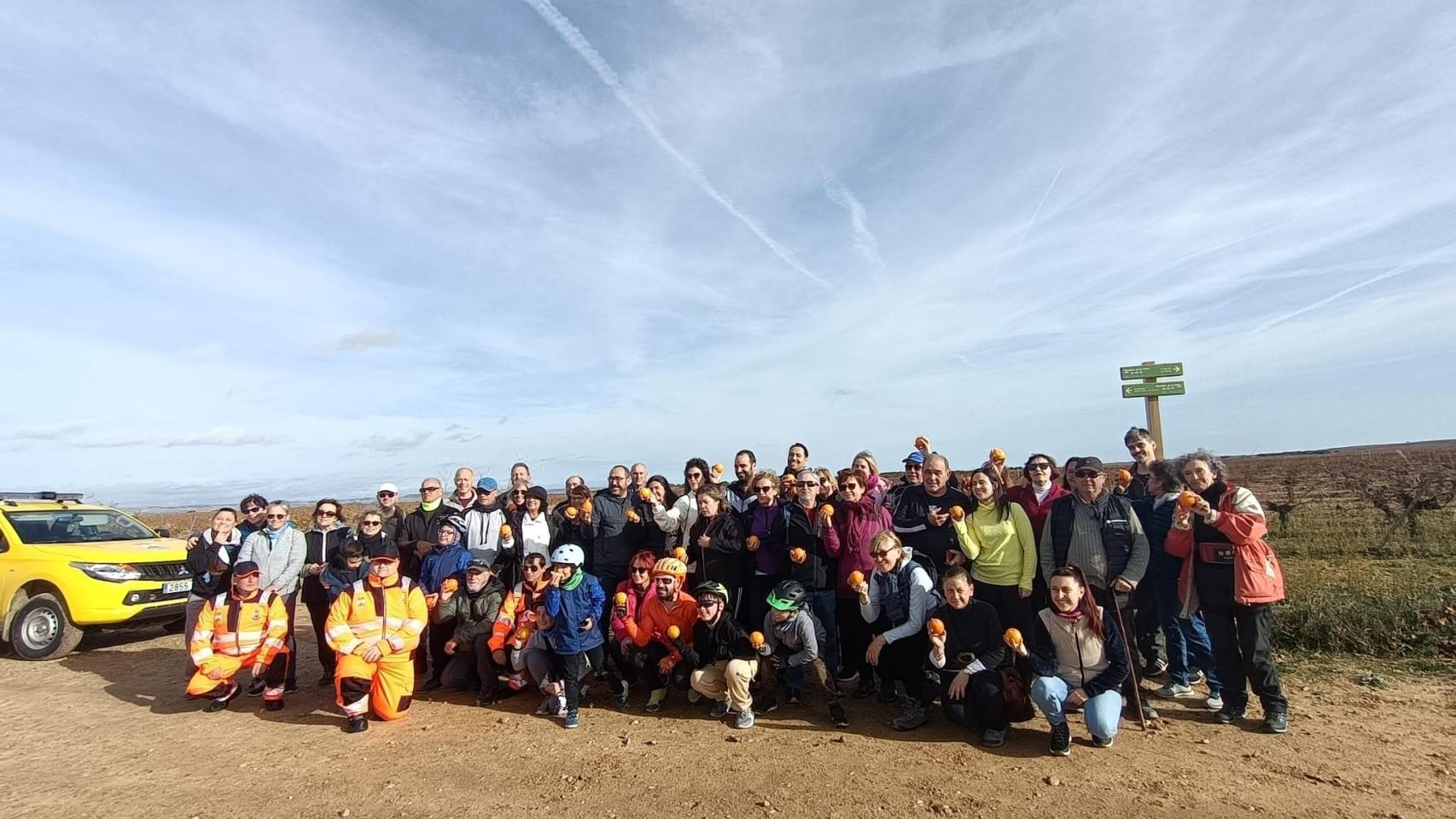 Partiipantes en la 'Naranja Solidaria' para los damnificados de Valencia