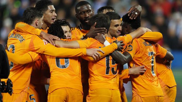 Los jugadores del Real Madrid celebran el gol de Kylian Mbappé ante el Leganés.