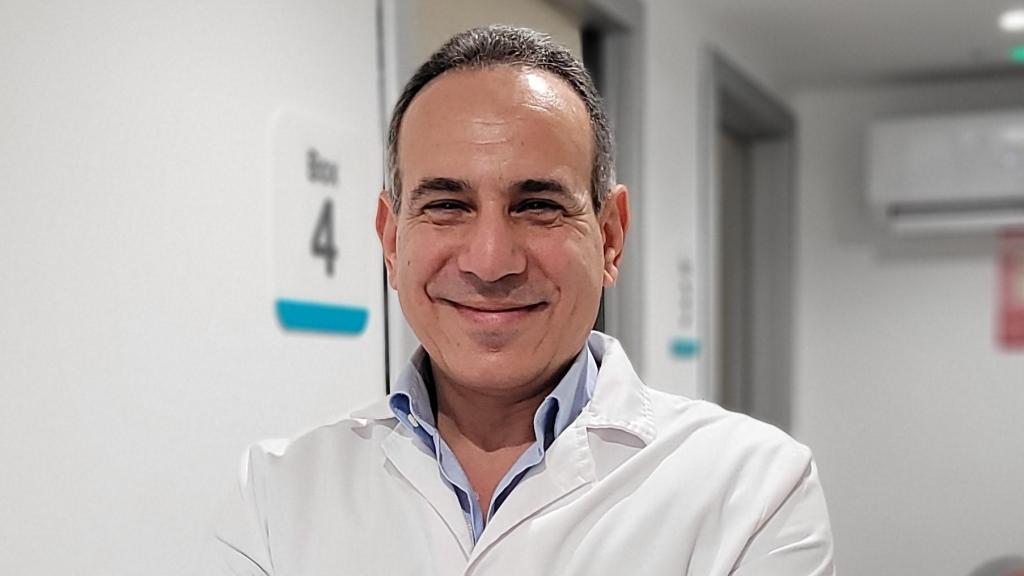 El doctor Nabil Ragei Kamel, jefe de servicio de Oftalmología del Hospital Quirónsalud Marbella.