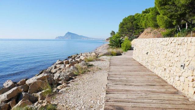 El Sendero Azul dela bahía de Altea.