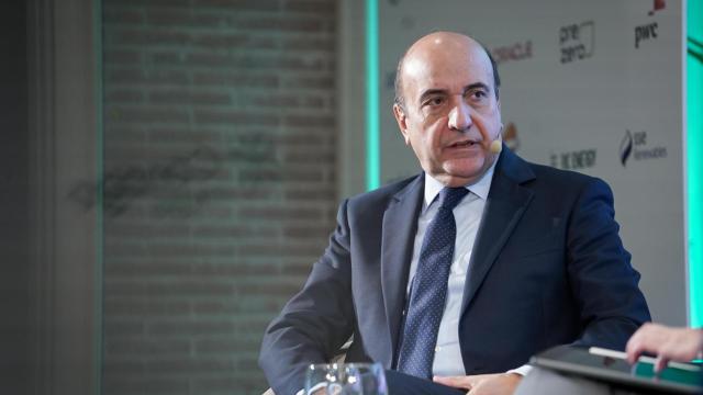 Rafael Mateo, CEO de Acciona Energía, durante su intervención bajo el título 'Atraer industria y aumentar redes para el éxito de las renovables'; en la primera jornada del I Observatorio de la Energía 'La transición energética: retos de la descarbonización ante los nuevos escenarios'.