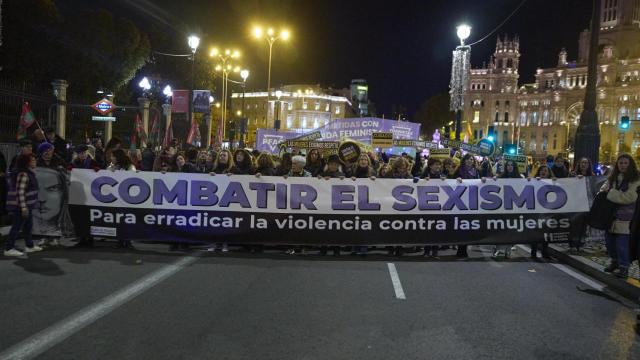 El feminismo cierra el 25-N dividido en dos marchas.