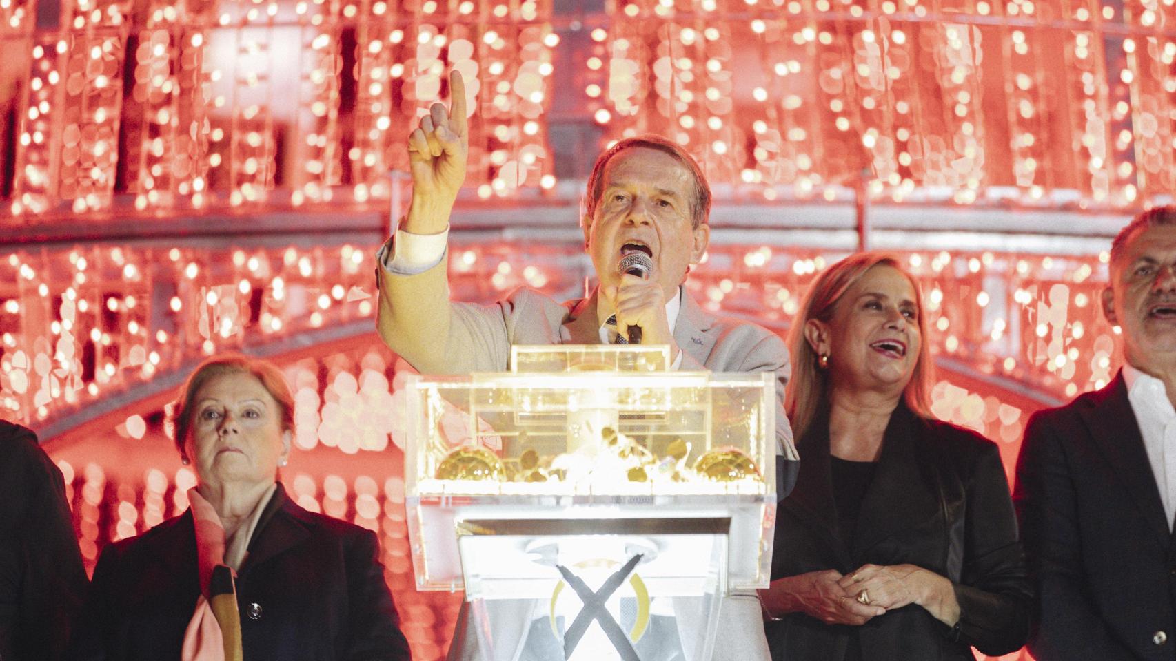 Abel Caballero durante el encendido de las luces de Navidad