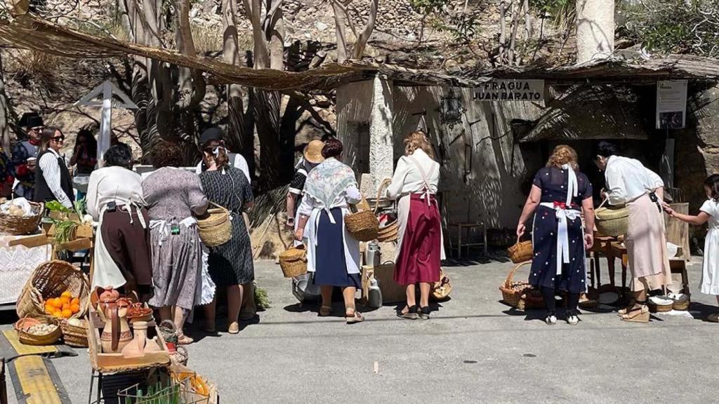 Recreación de Canteros y Caciques en Macael.