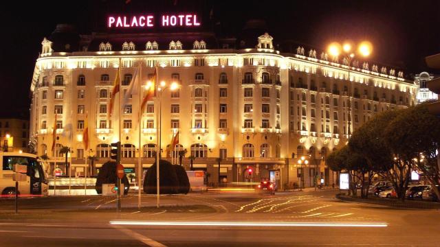 Las antiguas letras del Hotel Palace.