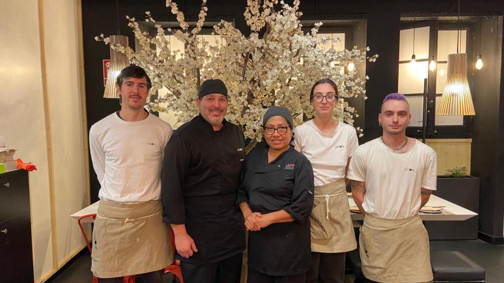 Parte del equipo de UDON en Santiago.