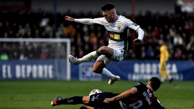 Uno de los partidos anteriores del Elche.