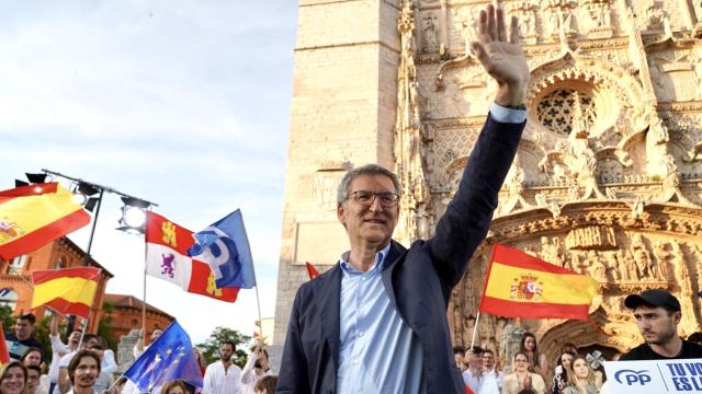 El presidente del Partido Popular, Alberto Núñez Feijóo, durante un acto electoral en Valladolid, en junio de este año