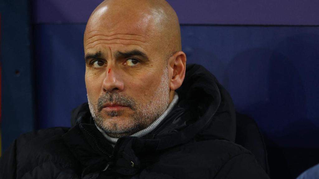 Pep Guardiola durante el partido ante el Feyenoord en la Champions.