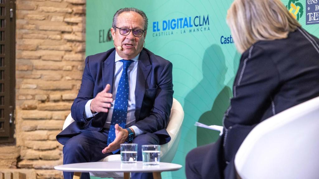 El consejero de Hacienda, Administraciones Públicas y Transformación Digital, Juan Alfonso Ruiz Molina ha sido entrevistado por Esther Esteban, presidenta ejecutiva de El Español-El Digital de Castilla-La Mancha.