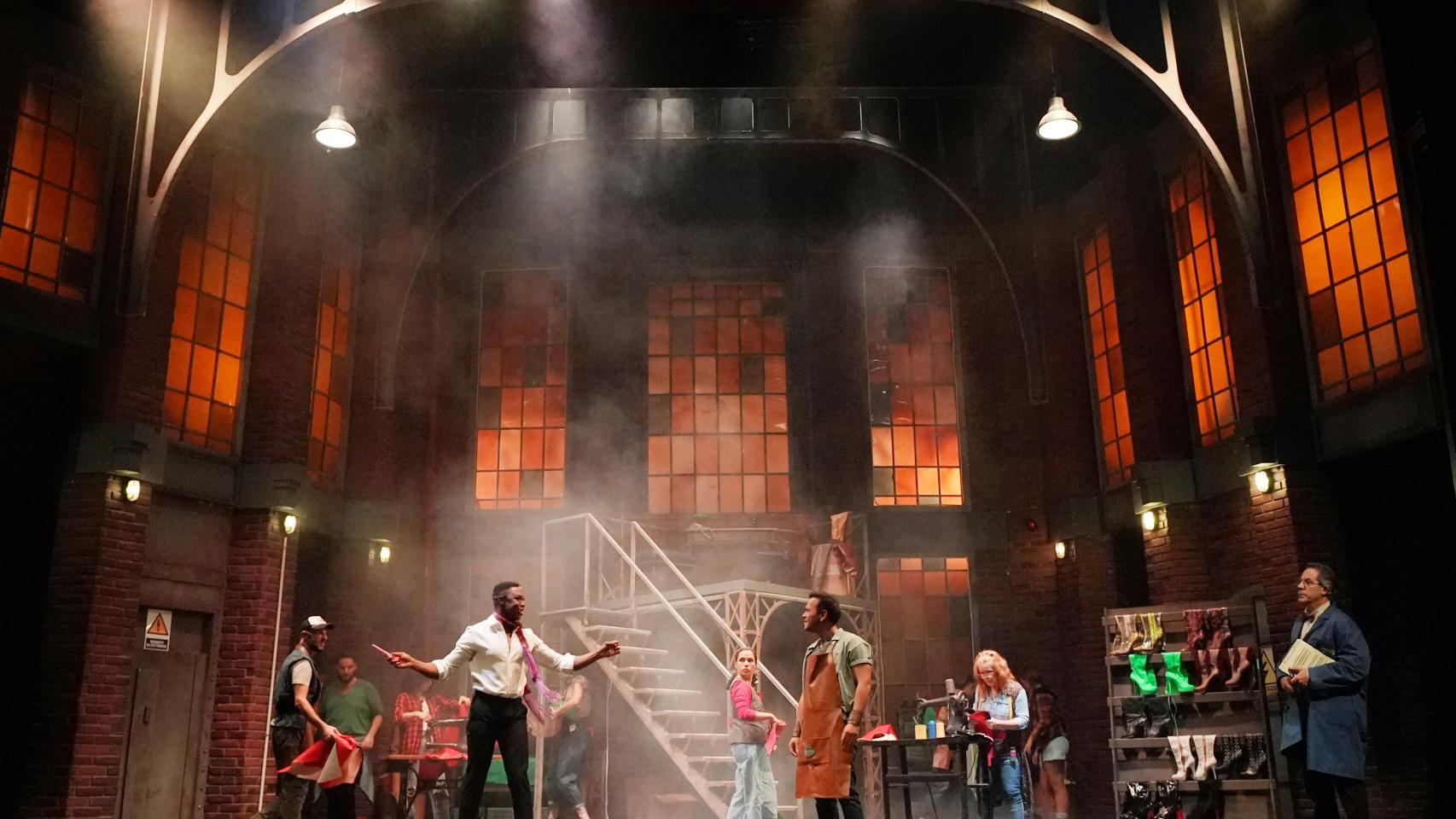 Una imagen del musical Kinky Boots