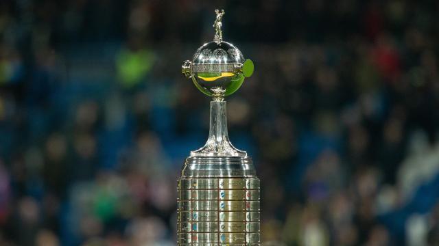 Trofeo de campeón de la Copa Libertadores