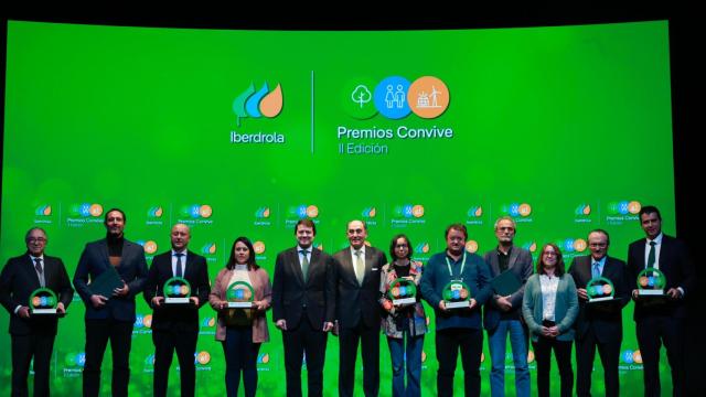 Ignacio Sánchez Galán, presidente de Iberdrola, entregando los premios Convive en un acto celebrado en Paredes de Nava (Palencia).