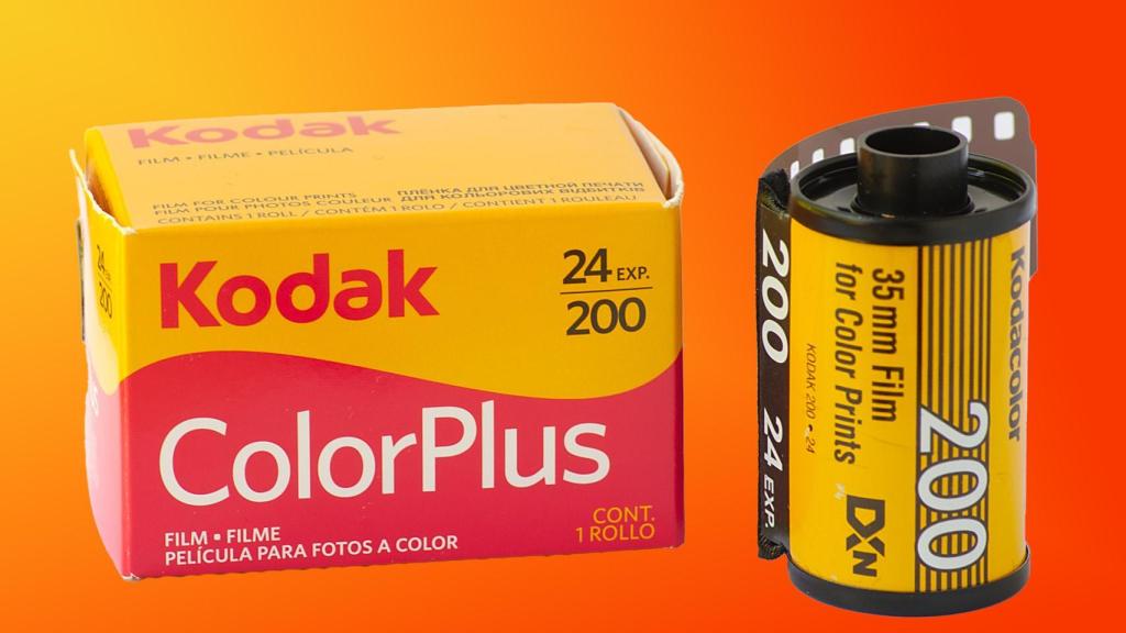 Fotomontaje con unos carretes de Kodak.