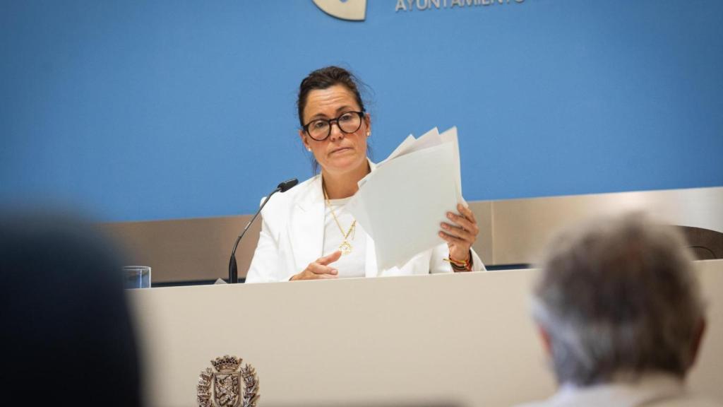 La concejal de Juventud, Ruth Bravo, en el Ayuntamiento de Zaragoza.