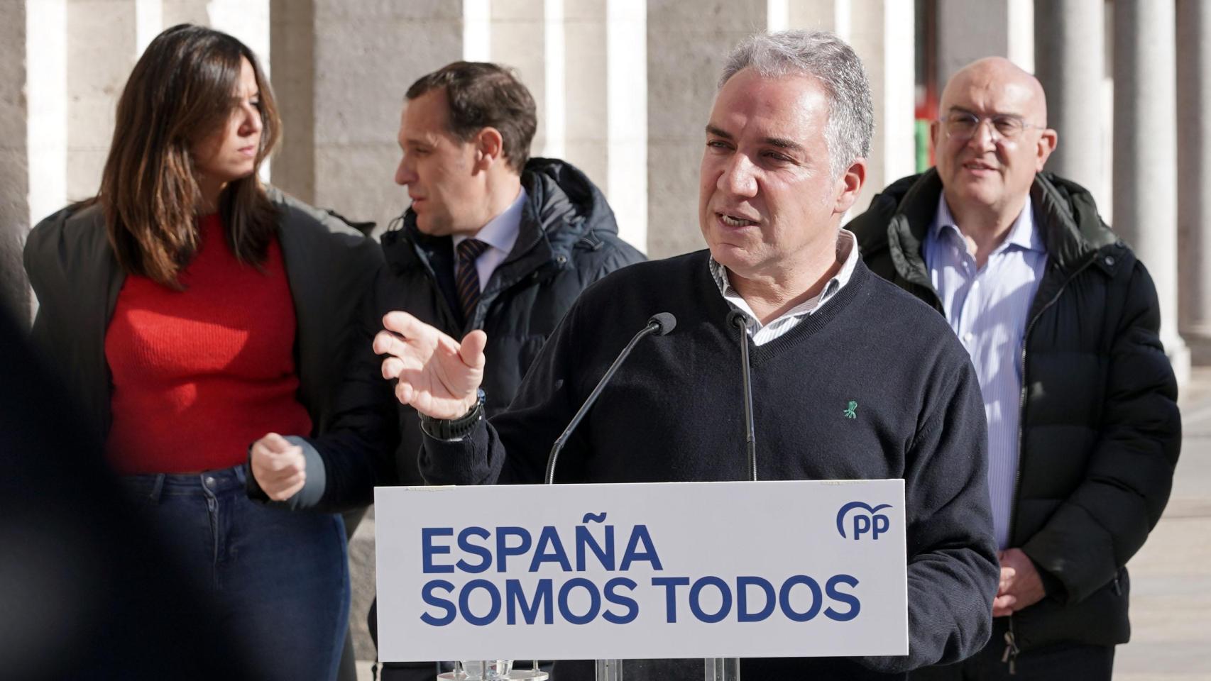 El vicesecretario de Política Autonómica y Municipal y Acción Electoral, Elías Bendodo, durante su intervención de este viernes en Valladolid