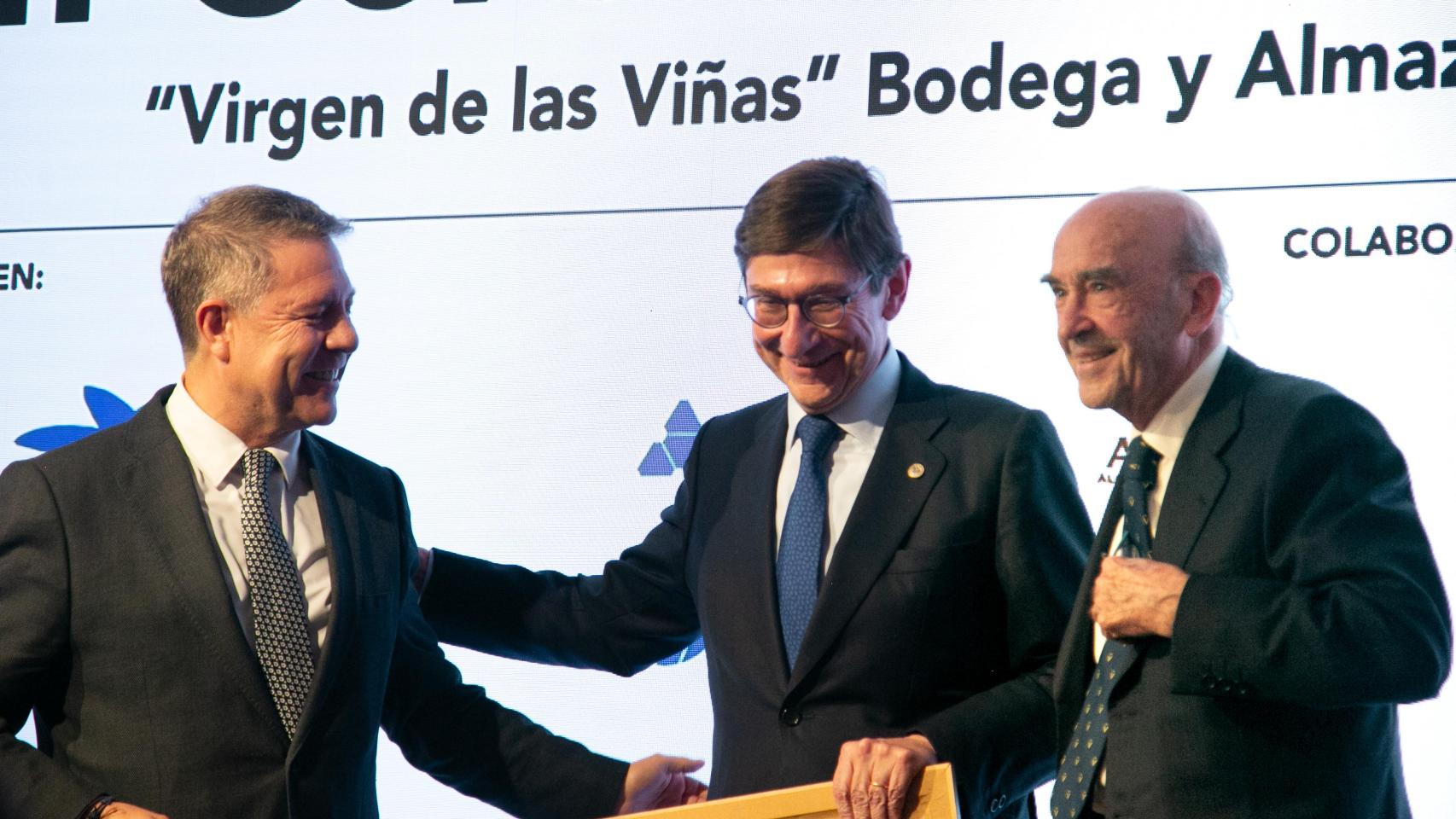 Noche de gala en Madrid para entregar los premios del certamen cultural 'Virgen de las Viñas': todas las fotos