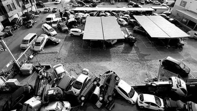 Coches afectados por la DANA