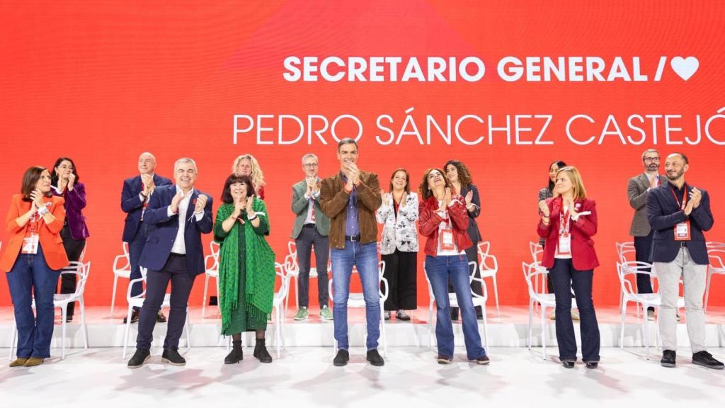 El congreso socialista celebrado en Sevilla. EE