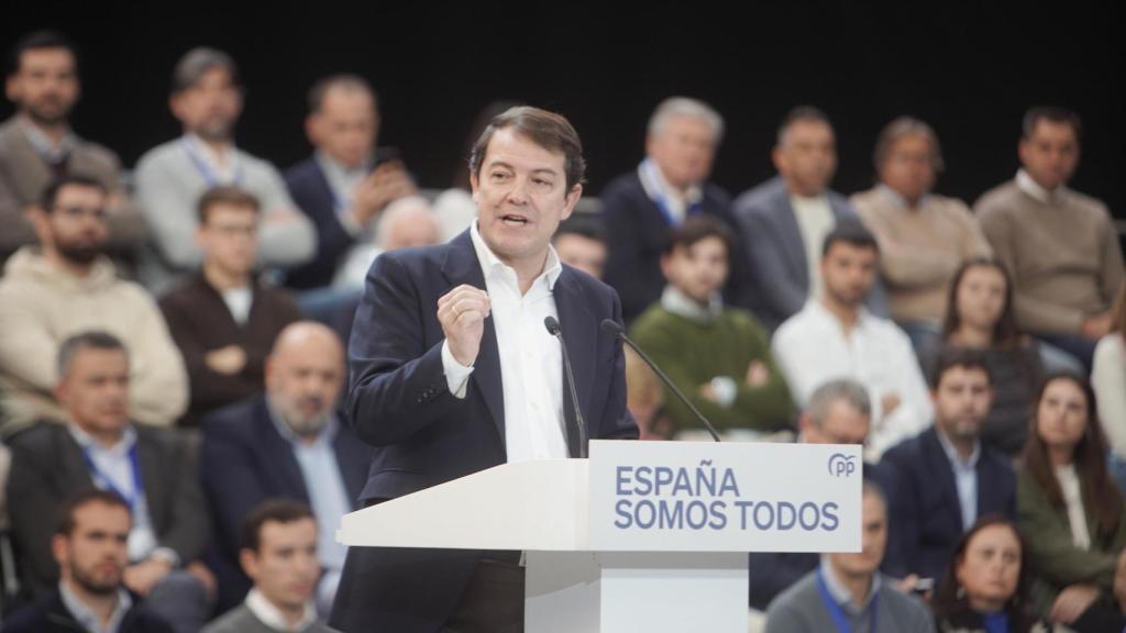 El presidente autonómicol del PP, Alfonso Fernández Mañueco, clausura la XXVII Intermunicipal del PP en Valladolid