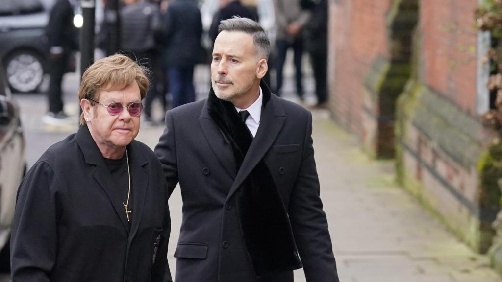 Elton John junto a su esposo, David, en una imagen de archivo.