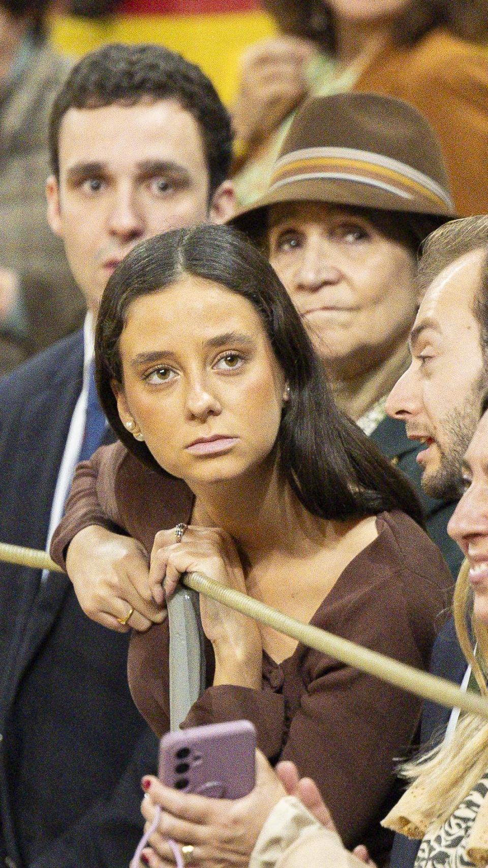 Victoria Federica junto a su madre y su hermano, en el Palacio de Vistalegre.