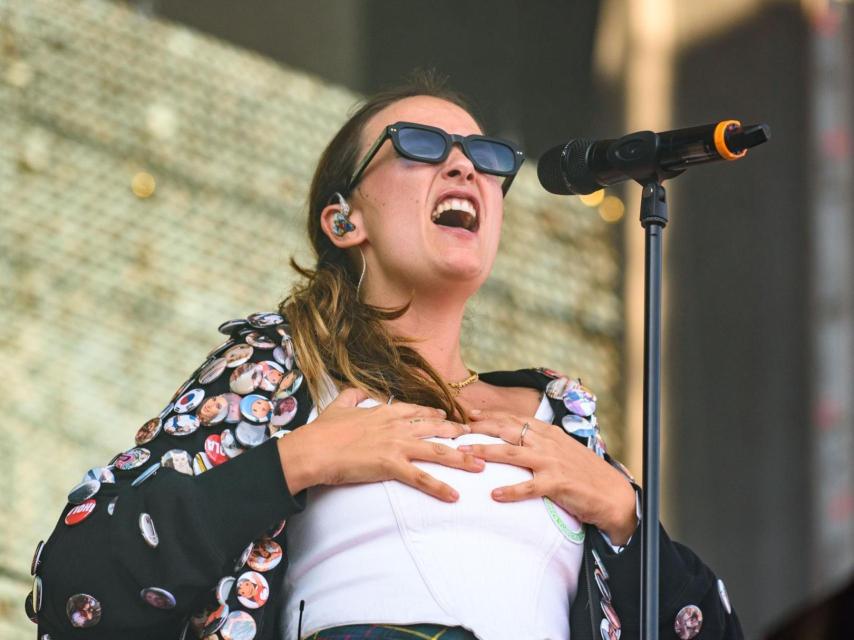 La cantante Rigoberta Bandini en concierto, en 2023.