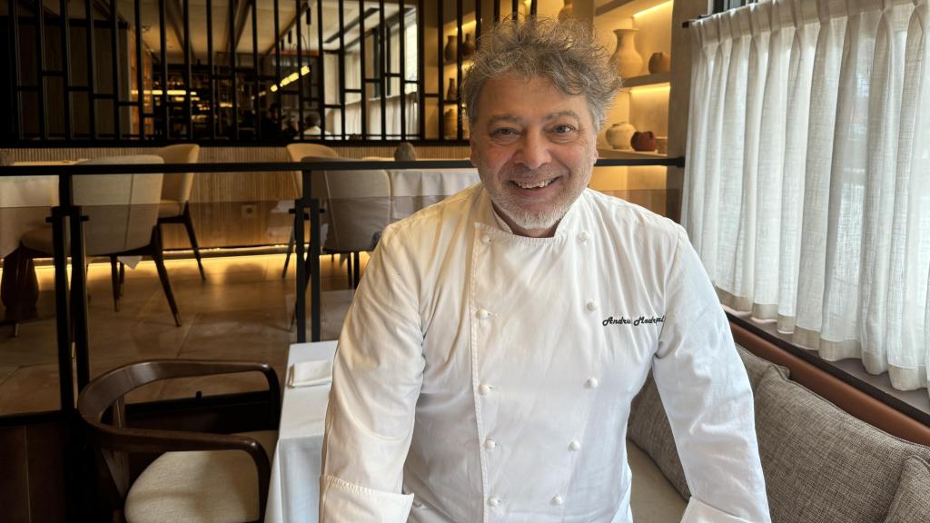 Andrés Madrigal en su restaurante Per Se Bistró.