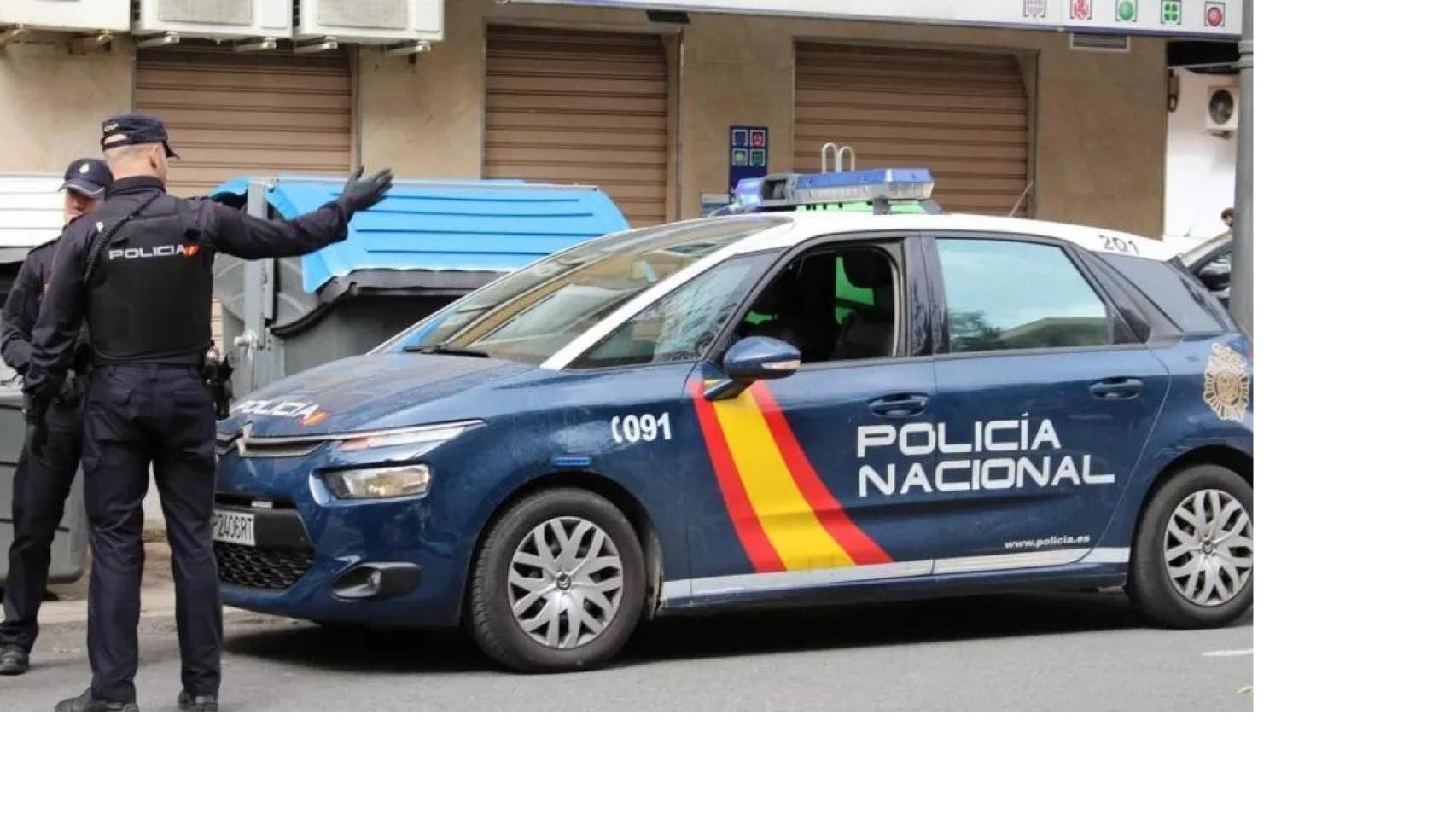 Agentes de la Policía Nacional.