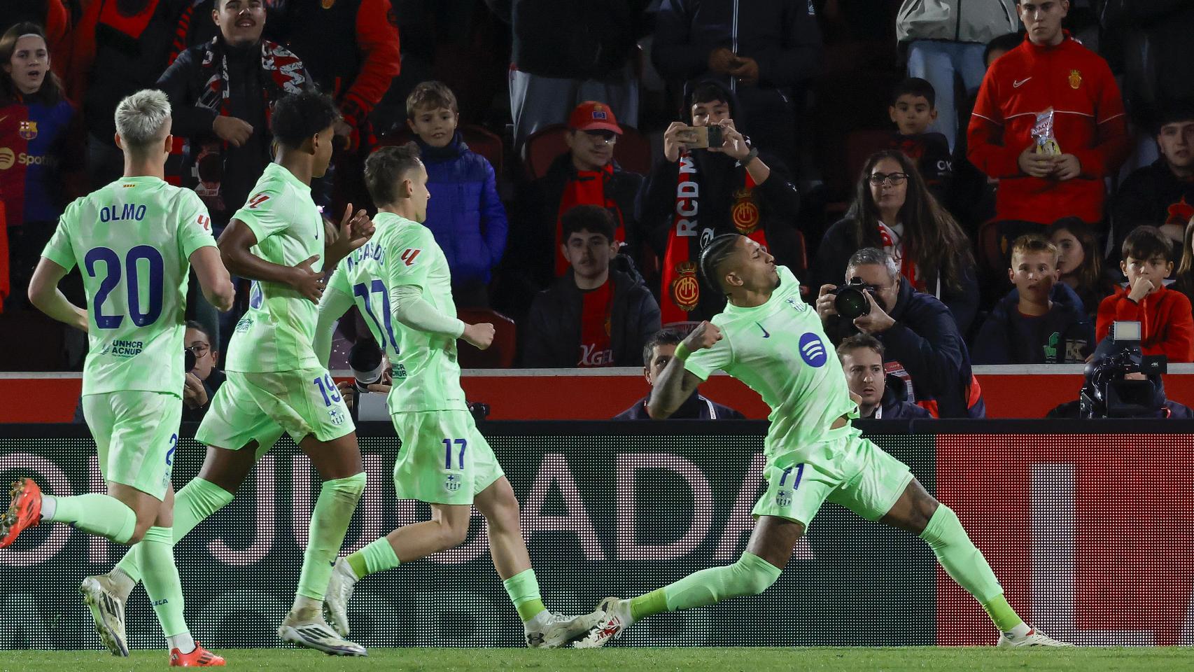 Raphinha celebra su gol contra el Mallorca.