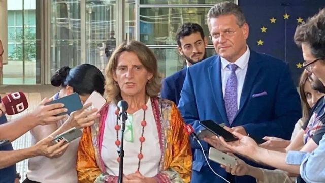 Teresa Ribera, cuando era vicepresidenta del Gobierno, junto a Maros Sefcovic, ahora vicepresidente ejecutivo de la Comisión Europea.