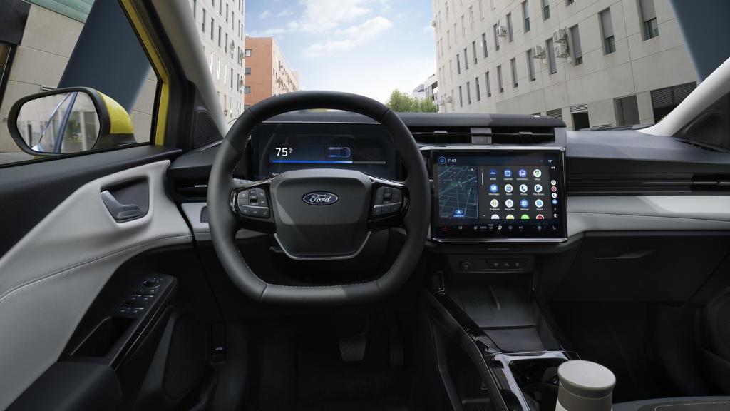 Interior del Ford Puma Gen-E.